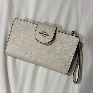 Coach phone wallet wristlet